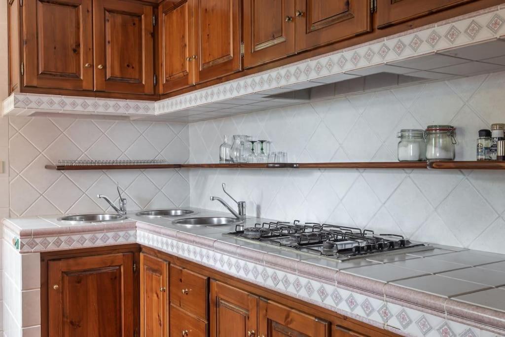 Villa Vacanze Bosa Magomadas Kültér fotó